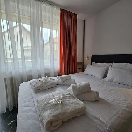 Studio49apartments Quiet In Free Private Parking Fast Wifi Appartamento Ni