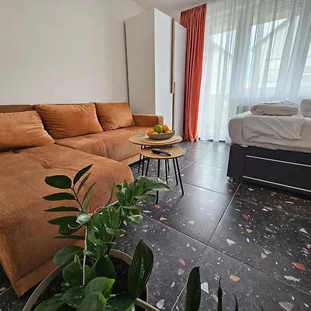 Studio49apartments Quiet In Free Private Parking Fast Wifi