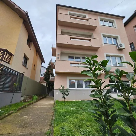 Appartamento Studio49apartments Quiet In Free Private Parking Fast Wifi Ni