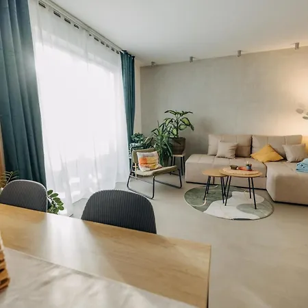 Studio49apartments Quiet In Free Private Parking Fast Wifi Appartement
