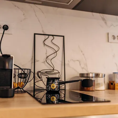 Studio49apartments Quiet In Free Private Parking Fast Wifi Appartement