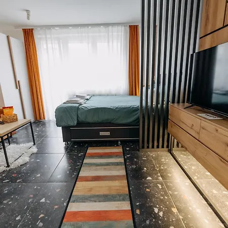 Studio49apartments Quiet In Free Private Parking Fast Wifi